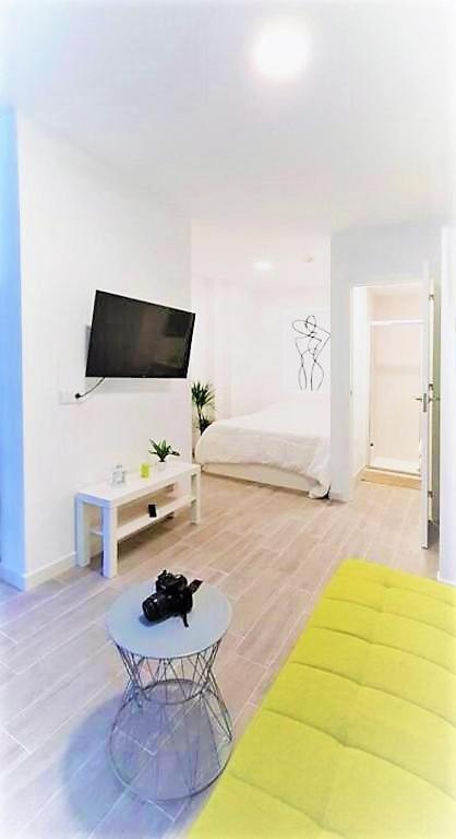 Coqueto Apartamento Nuevo En Pleno Centro De Algeciras Bb المظهر الخارجي الصورة