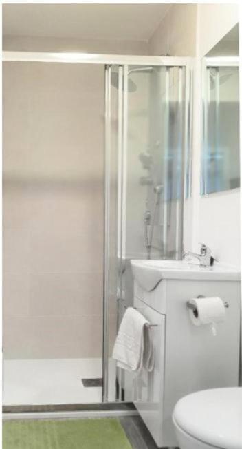 Coqueto Apartamento Nuevo En Pleno Centro De Algeciras Bb المظهر الخارجي الصورة