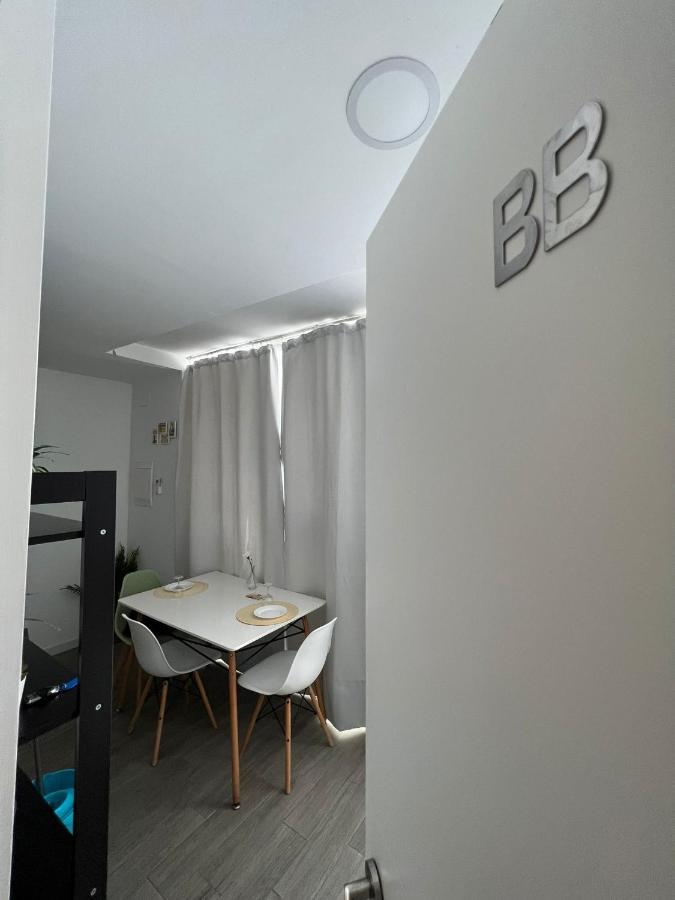 Coqueto Apartamento Nuevo En Pleno Centro De Algeciras Bb الغرفة الصورة